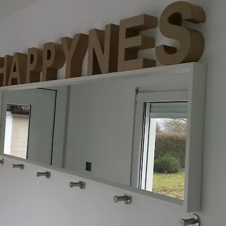 Happynes Apartment *
